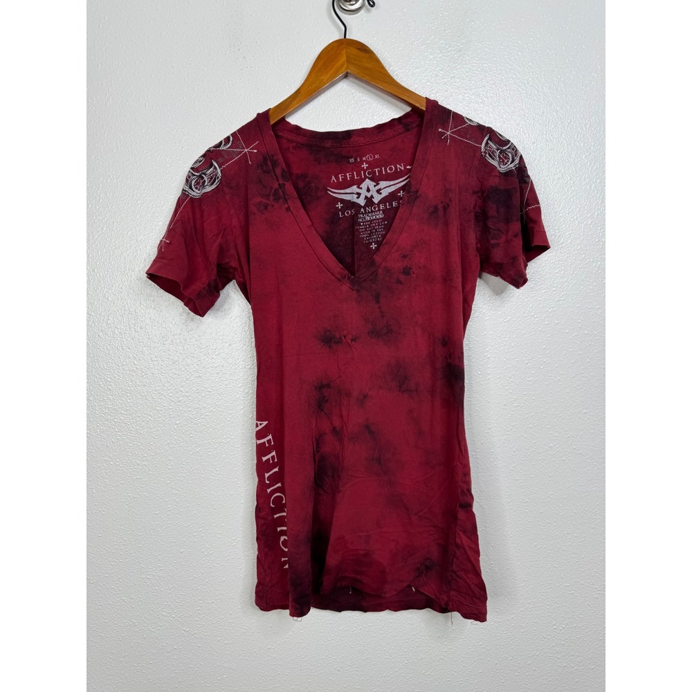 Affliction Womens V-Neck T-Shirt Red Tie Dye Embroidered Y2K Grunge Size L